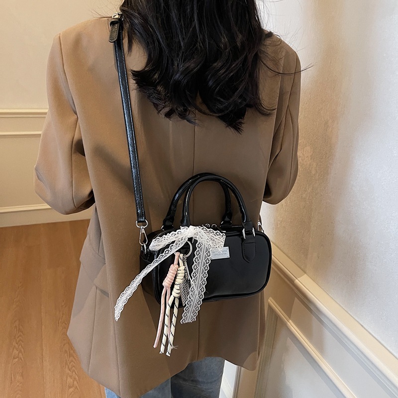 High End Handbag For Women's Spring And Summer Versatile 2025 New Fashion Crossbody Bag, Casual Hand-Held Boston Bowling Bag Fashion Shoulder Bag