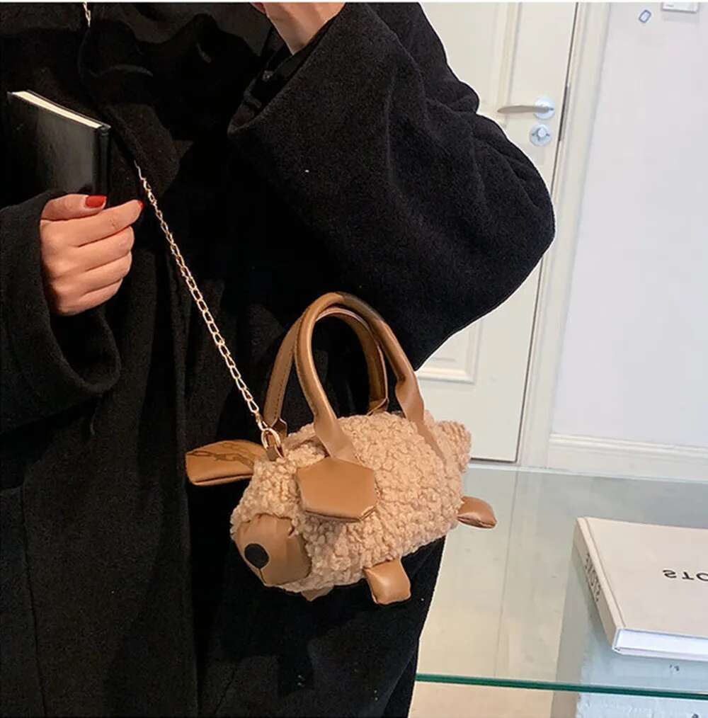 Cartoon Sheep Shape Small Handbag Shoulder Women's Plush Chain Crossbody Mini Bag