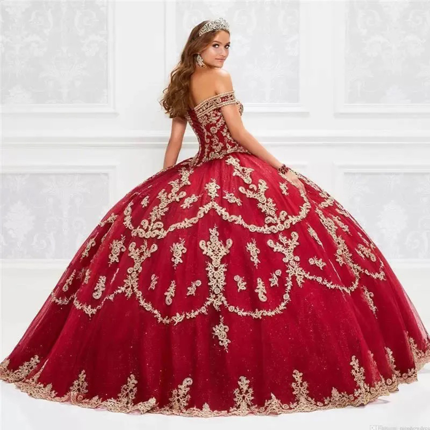Sparking Red Lace Quinceanera Dresses Off The Shoulder Gold Applique Ball Gown Floor Length Prom Dress Vestido De Festa 15 anos Sweet 16 Dress