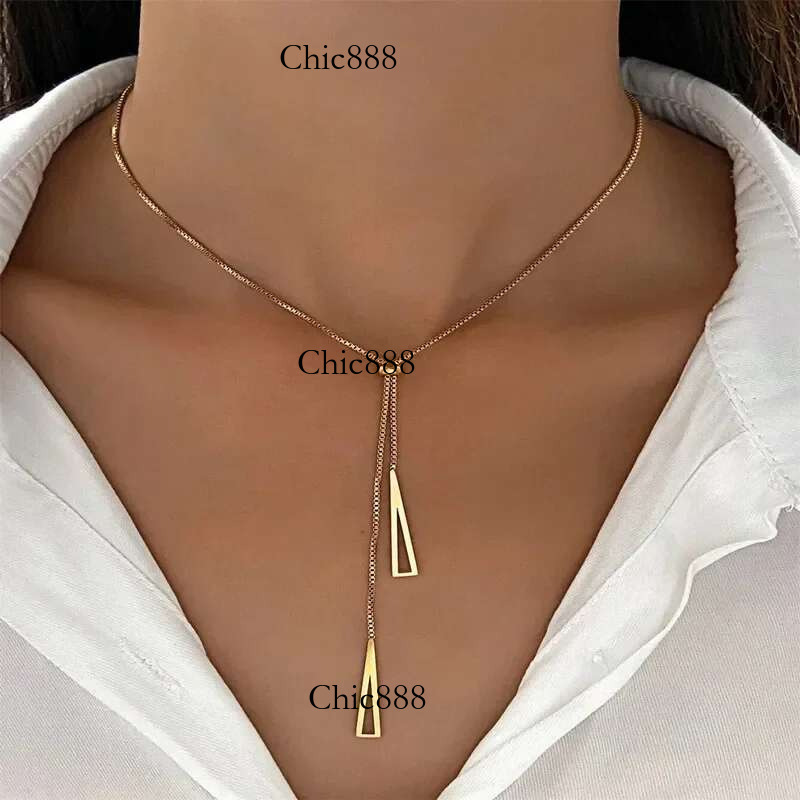 Metal Style Sier Color Triangle Pendant Necklace Fashionable Simple Charm Y Lariat Necklaces for Women Boho Minimalist Jewelry