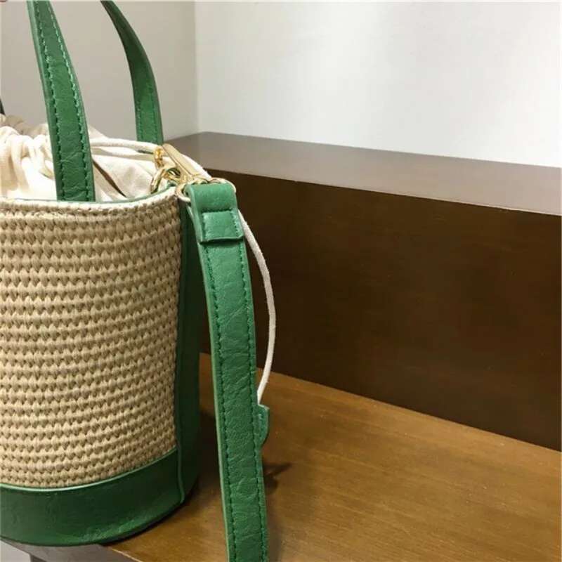 Meet You Summer Trend Top-Handle Straw 2025 Fashionable Cydrical Shape Women's Bucket Travel Vacation Beach Bag