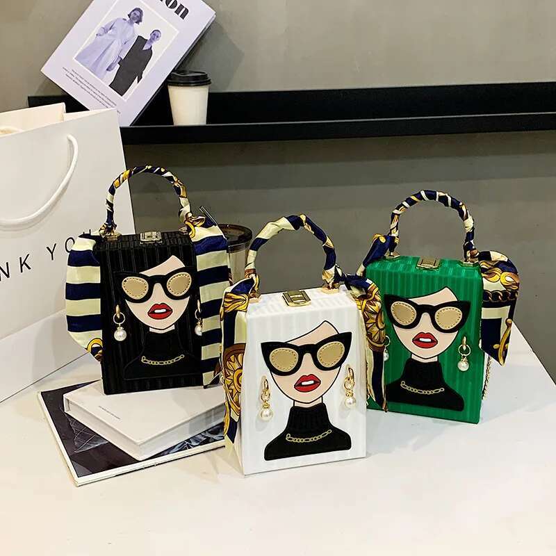 Evening Bags For Women 2022 New Fashionable Leather Shoulder Bag Woman Hard High Quality Hip Hop Party Designer Handbag