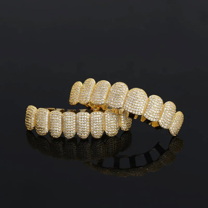 Hip Hop Iced Out Zircon Tooth Grills for Women Men Body Piercing Jewelry Cubic Zirconia Gold Teeth 8/8 Top Bottom Cap Set 250318
