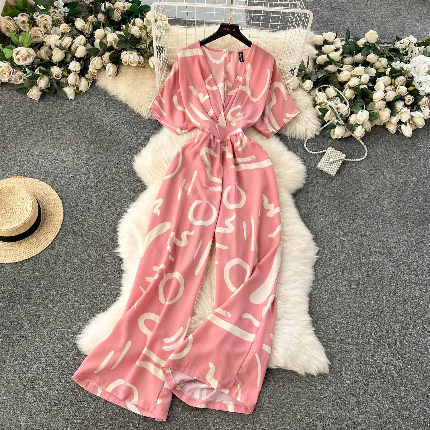 Summer casual womens printed wide leg jumpsuit womens V-neck short puff Slve high waisted loose jumpsuit new fashion X250318
