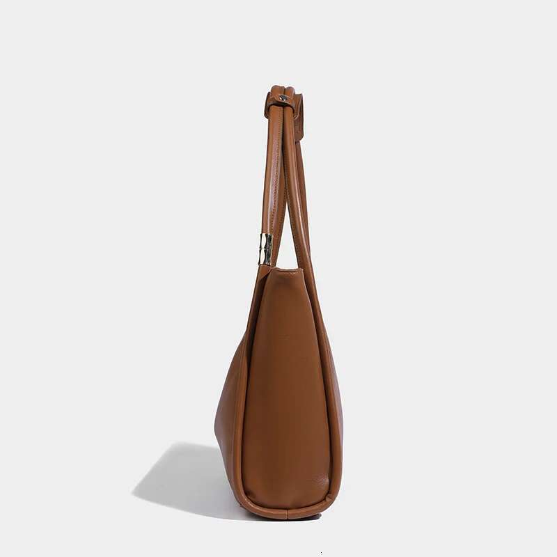 Large Capacity Tote Bags For Women Designer Handbags And Purses 2025 New In Vintage Commuting Ladies Underarm Shoulder