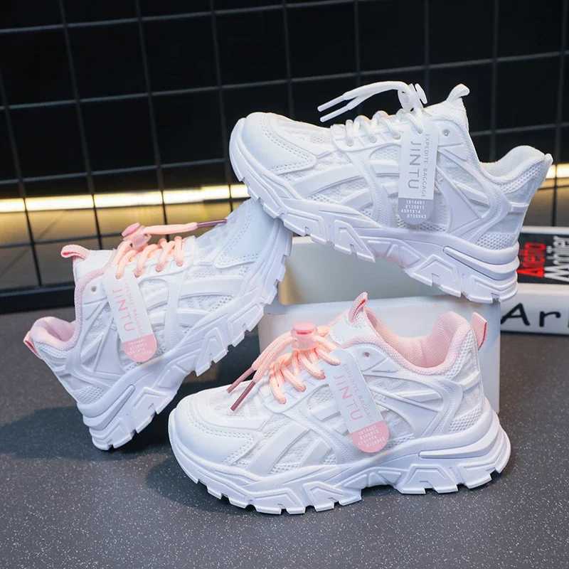 Girls sports shoes 2025 childrens casual shoes grid platform designer tennis sports shoes for children aged 6 to 12 years old sports shoes W250318