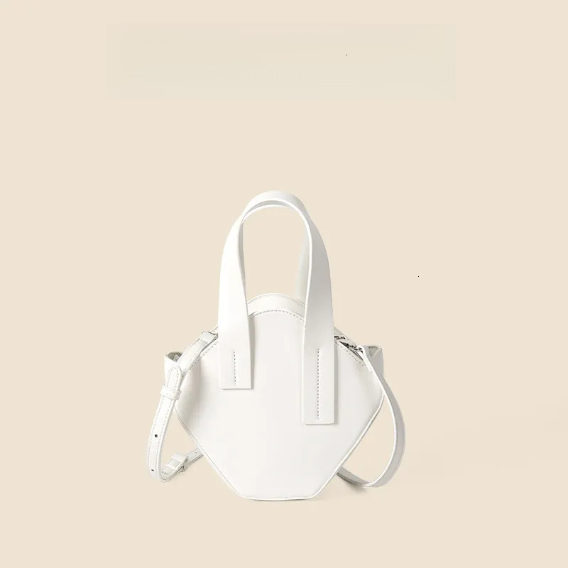Fashion Designer Mini Handbag Niche Slanted Irregular Diameter Bag Trend Versatile High end Lightweight Handbag 2025 Summer New Item