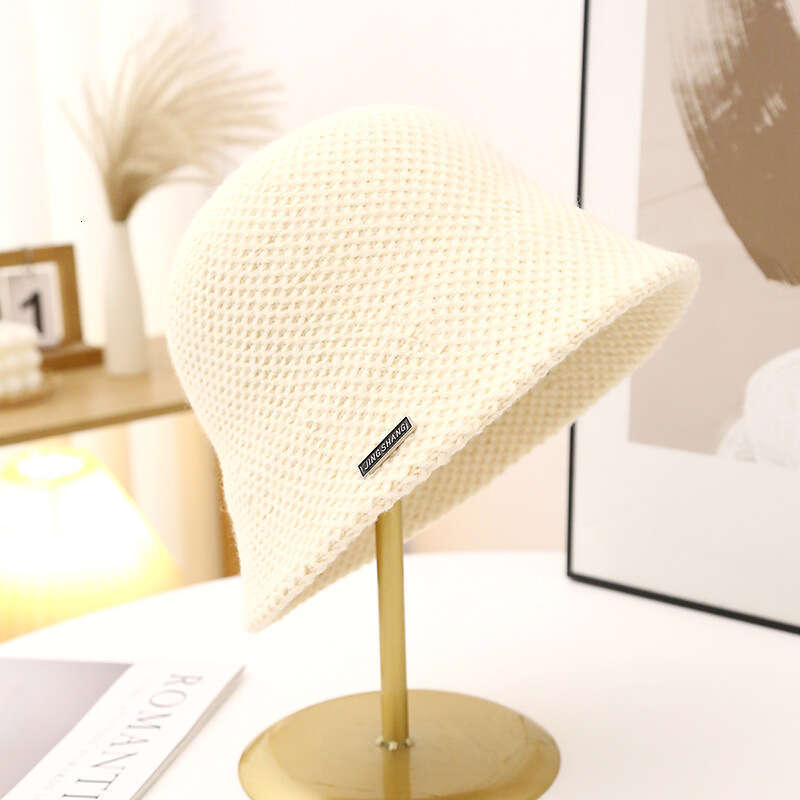 Hollow out protection fisherman for women's summer outdoor leisure sun shade knitted breathable bucket basin hat looks small on the face