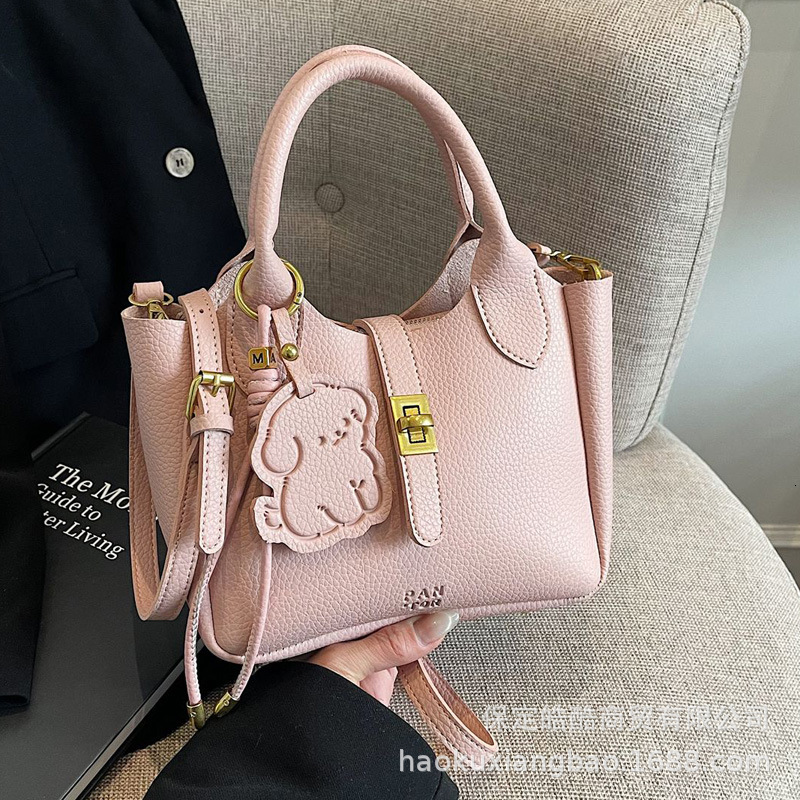 Large Capacity Spring Summer New Style Simple And Versatile Soft Leather Crossbody For Women S Casual Hand Held Tote Bag Shoulder Bags