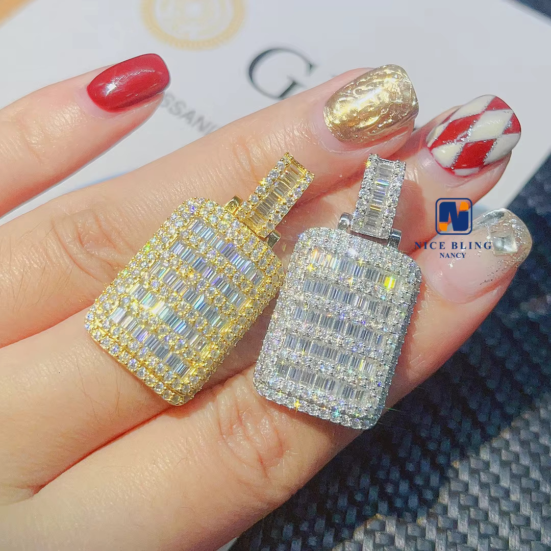 High Quality Hip Hop Jewelry Ready to Ship D Color Moissanite Diamond 925 Silver Moissanite Iced Out Pendant