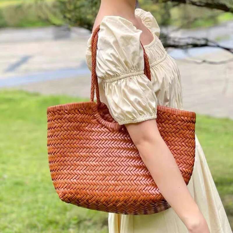 Genuine Leather Handwoven Tote Bags For Women Designer Handbag And Purses 2024 New In Cowhide With Inner Pocket Shoulder