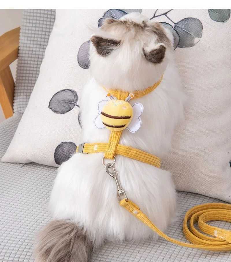 Cat Strap Cute Bee Style Pet Strap and Belt Set Adjustable Strap Suitable for Cats Puppies Khazars and Chihuahua Cat AccessoriesT250318