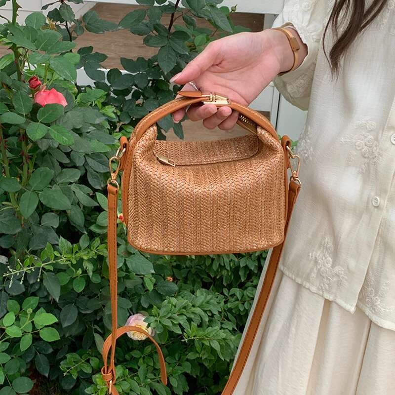 Retro Straw Crossbody Bag For Women Bohemian Small Knitting Summer Purse And Handbag Vacational Bucket Beach Bags