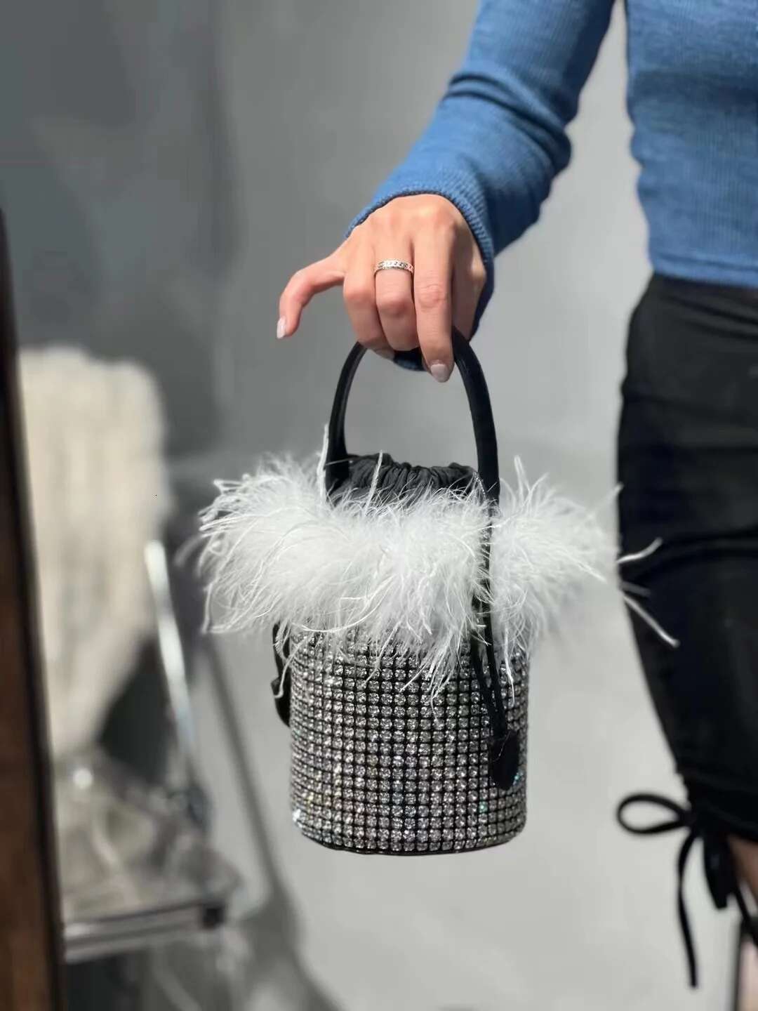 Fashion Ostrich Hair Bucket Women's Handbag Glitter Rhies Dia Evening Wedding Party Clutch Purse Shoulder Bag