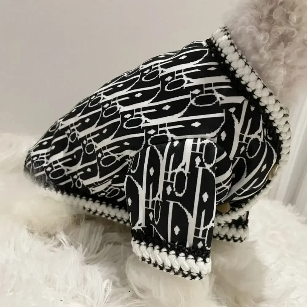 Polyester dog cotton sweater jacket comfortable warm fashionable soft knitted cardigan wool outdoorindoor 250318