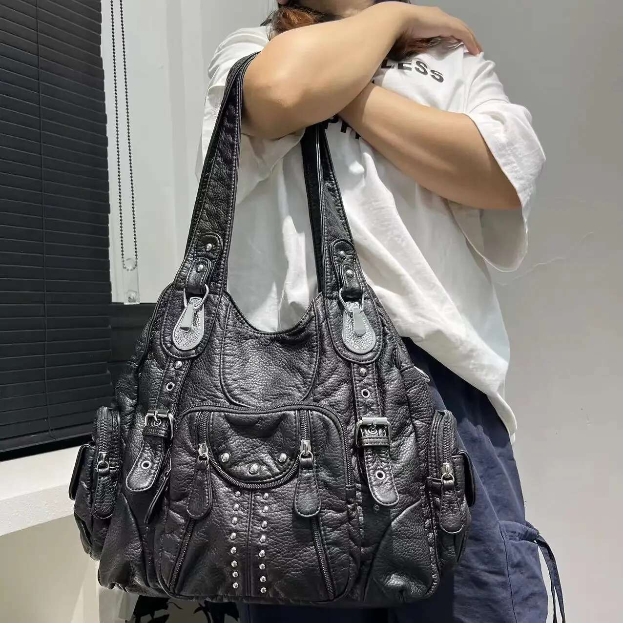 Women's Fashion Y2k Washed Distressed Hot Girl Motorcycle Large Capacity Rivet Shoulder Messenger Bag