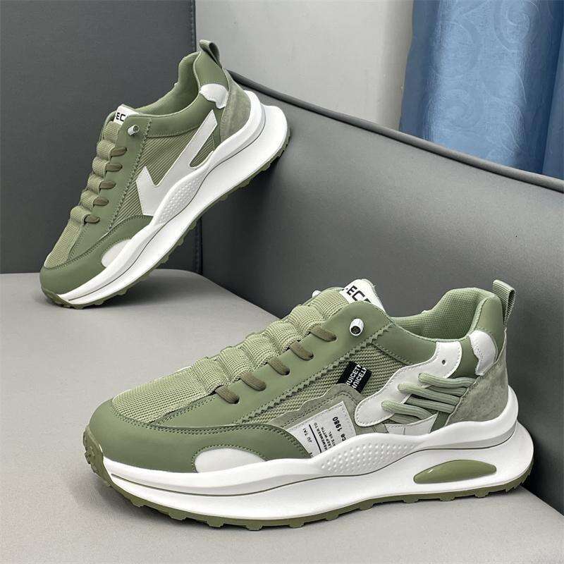 Autumn 2025 Versatile Trend Board Fashionable Heavy soled Low top Lace up Sneakers Tiktok Daddy Shoes