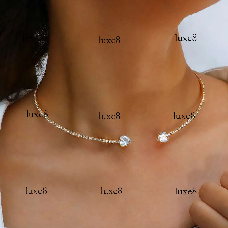 Fashion Rhie Heart Choker for Women Simple Open Collar Necklace Torques Jewelry Accessories