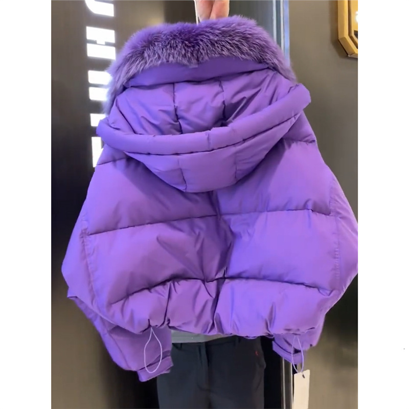 Shenzhen Nanyou high-end and super beautiful purple cotton for women's winter new style, small, thick, big fur collar short jacket