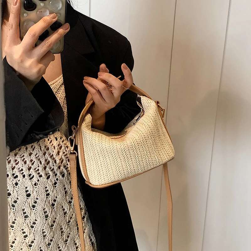 Retro Straw Crossbody Bag For Women Bohemian Small Knitting Summer Purse And Handbag Vacational Bucket Beach Bags