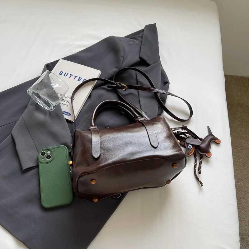 Fi handbag leather text bag simple handbag solid retro Shoder womens messenger bag Y250318