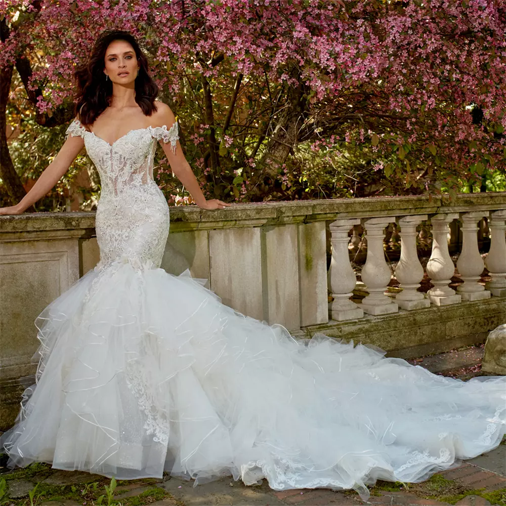 Cathedral Length Mermaid Wedding Dresses Lace Appliques Off Shoulder Elegant Bridal Gowns Ruffles Long Train Bride Dress Custom Made