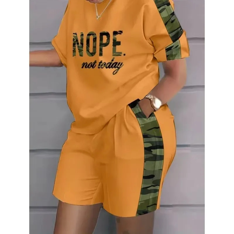 Womens Plus Size Suit Short-sleeved T-shirt Shorts Letter Print Contrast Color Two-piece Outdoor Leisure Sports Training Suit 250318