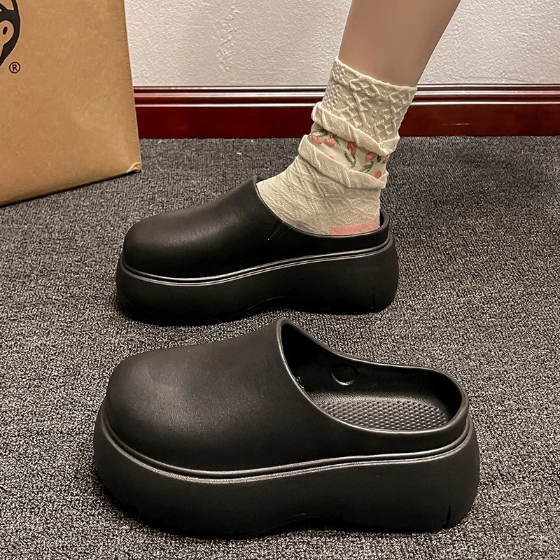 Anti slip and height increasing thick soled womens summer outdoor wear fashionable and casual Baotou slippers 250318