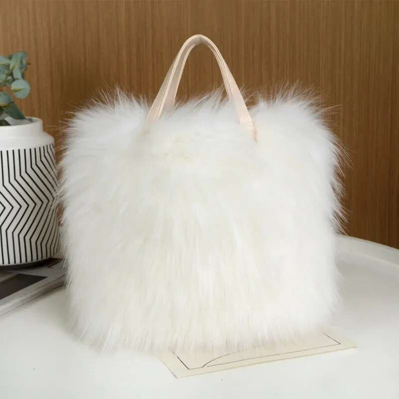 Winter Soft And Fluffy Women's Faux Fur Handbag High Quality Large Capacity Plush Tote Bag Patchwork Leather Shopper Purses