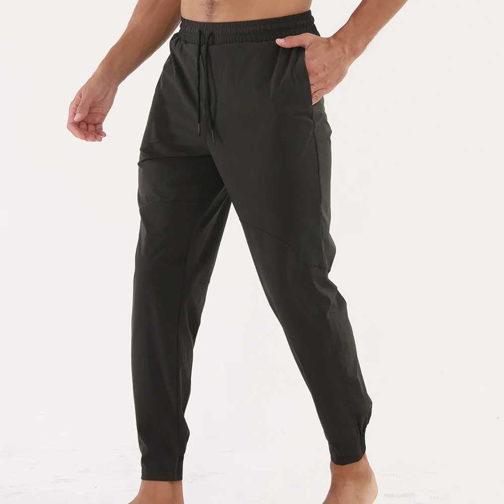 2024 Outdoor Pants Men Quick Dry Running Hiking Pants Elastic Lightweight Yoga Fitness Exercise Sweatpants Joggers W250318