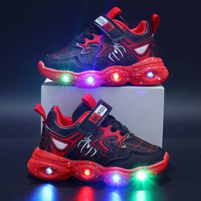 Spring/Summer New Korean Edition Leather Spider Man Single Shoes LED Light Childrens Shoes 1-6 Year Old Boys Sports Shoes W250318