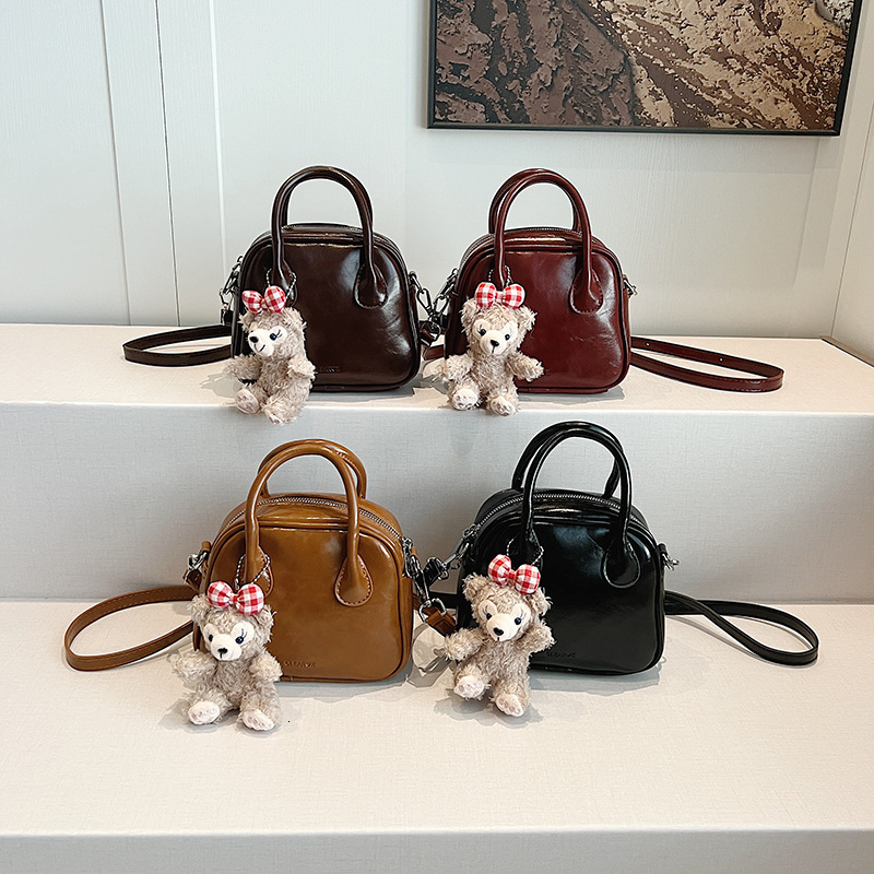 2025 New Women s Diagonal Fashion Designer Small Square Bag Niche Mini Handbag High end Single Shoulder Crossbody Bag Cute Casual Wallet Storage Bag