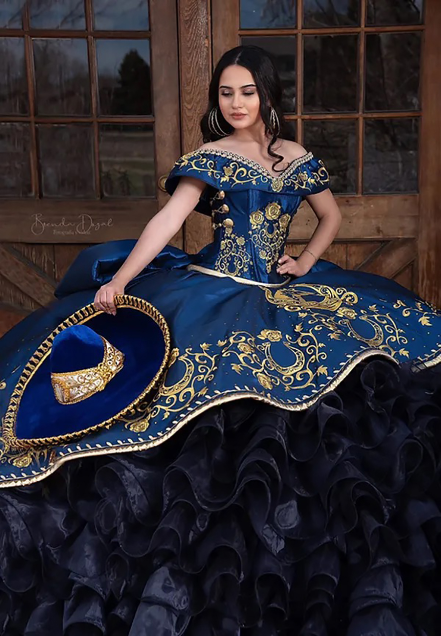Charro Embroidered Blue Quinceanera Dresses Detachable Train Tiered Off Shoulder Bow Back Corset 15 Girls Party Prom Ball Gown