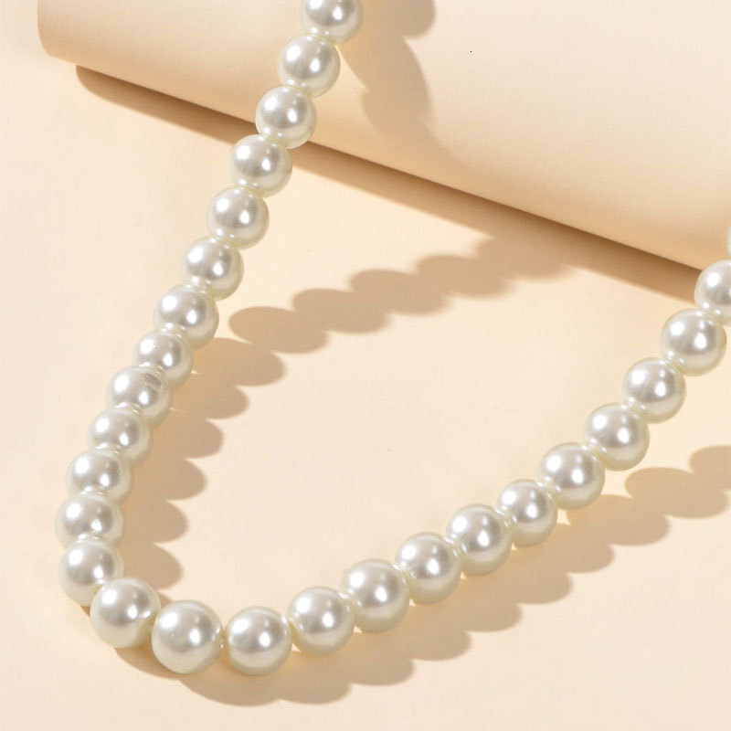8mm Rice White/black Imitation Pearl Necklace Women's Light Luxury Beaded Choker Collarbone Chain Jewelry