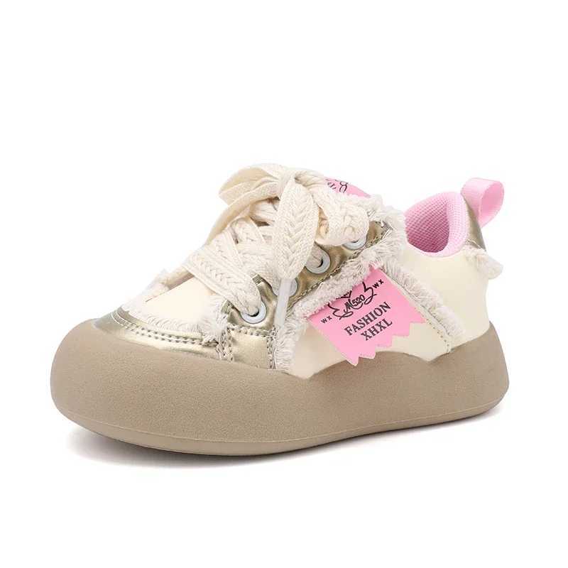 Spring 2025 low top sports shoes suitable for students anti slip childrens running sports shoe designer walking shoes for boys W250318