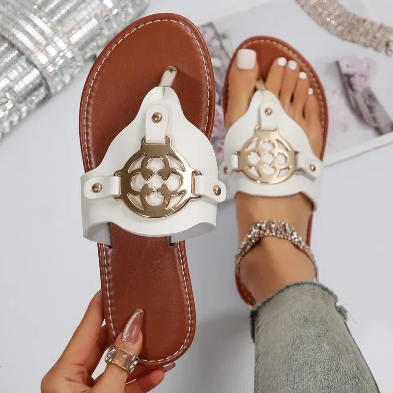 summer European and American round toe metal buckle flip flops fashionable flat sandals 250318