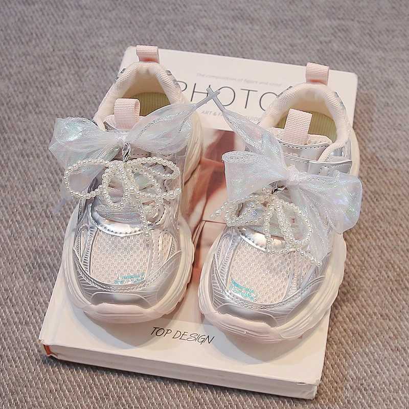 Fashionable girls tennis shoes childrens casual sports shoes childrens mesh breathable lightweight coach princess shoes 26-38XJ250318