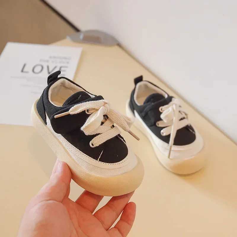 Kids Canvas Shoes for Boys Girls Casual Shoes Fashion Versatile 2024 Brand New Children Sports Shoes Toes Capped First Walkers W250318
