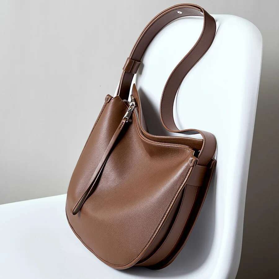2023 New High Quality Saddle Genuine Leather Female Large Shoulder Bags Simple Crossbody Bag Women Commute Handbags