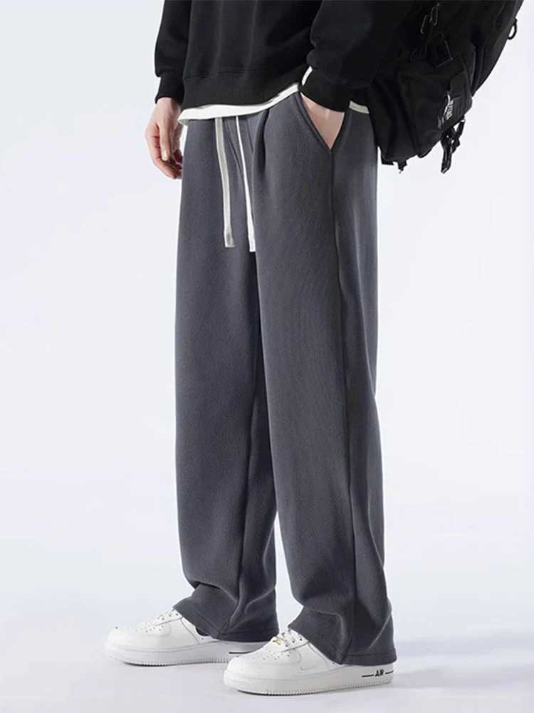 Winter mens sports pants Korean fashion thick wool wide leg straight loose track pants mens casual hot velvet Trousers W250318