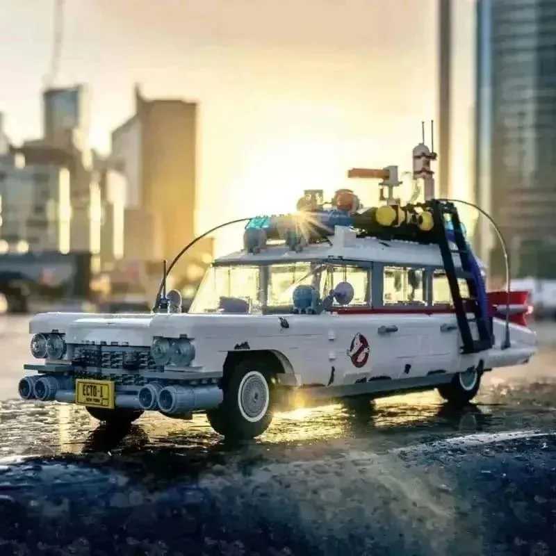 2352 ECTO-1 creative vehicle building blocks compatible with building block toy car models and car kits for adult gifts W250318