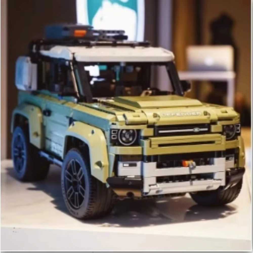 New PCShot Innovative Style Land Rover Defender Off road Building Block Puzzle Set Model MPC Car Toy Children Adult W250318