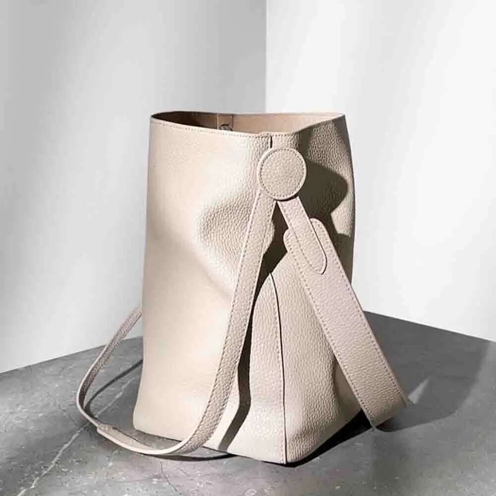 Minimalism Fashion Women Bucket Genuine Leather Handbags And Purses Soft Calfskin Casual Tote Bag New