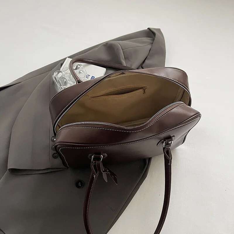 LEFTSIDE Design Small PU Leather Tote For Women 2024 Y2k Retro Fashion Solid Color Underarm Shoulder Bag Handbags