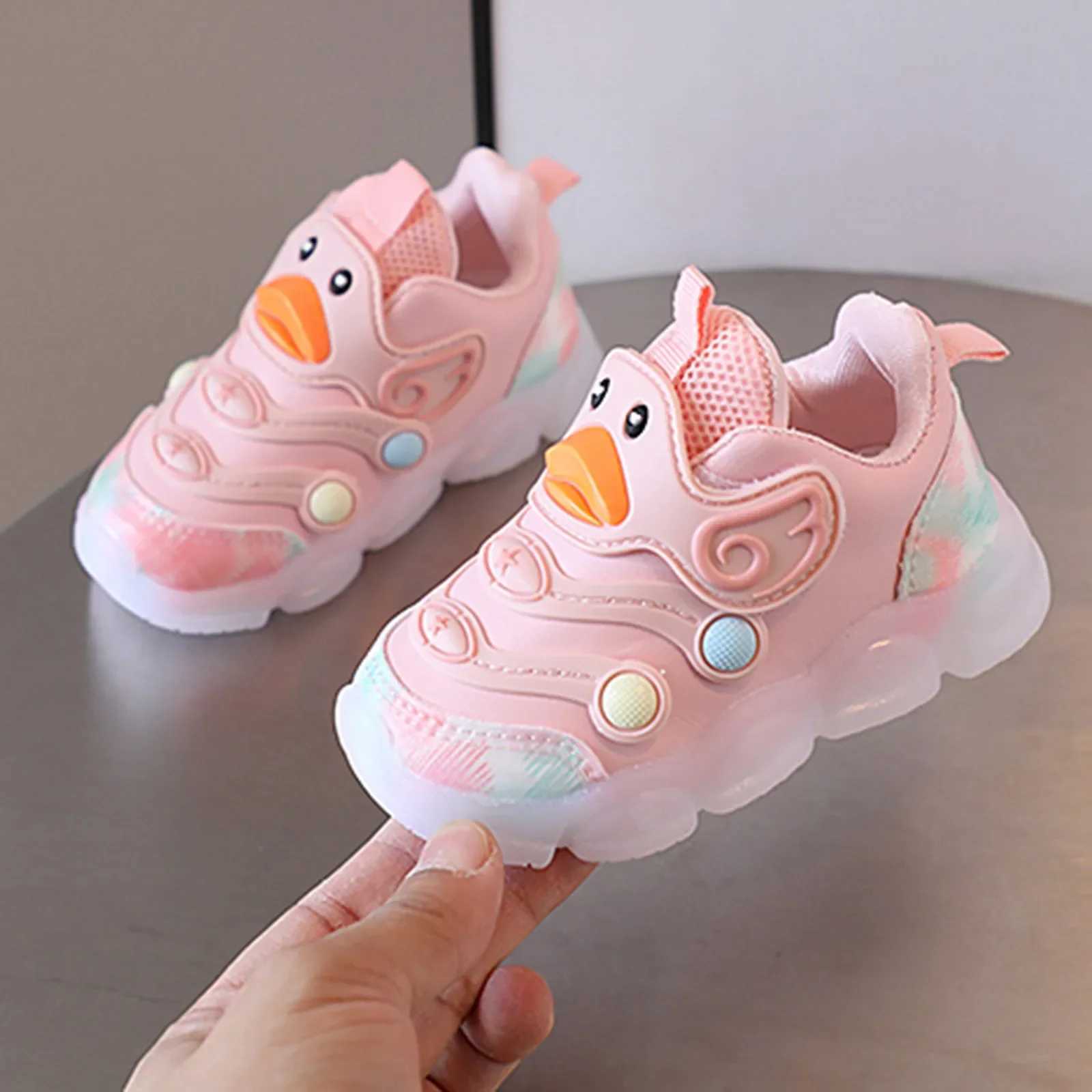 Baby LED shoes childrens luminous sports shoes breathable toddler shoes childrens boys and girls luminous shoes with LED lights W250318