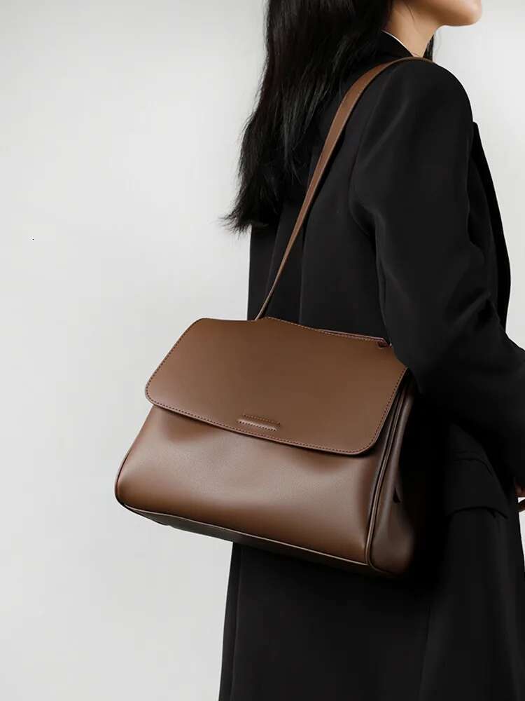 Hot Sale Genuine Leather Women Shoulder Bags 2024 High Quality Large Casual Totes Ladies Messenger Bag Versatile Handbags