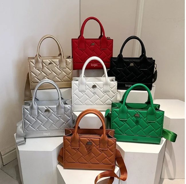 kurt greiger Spring/Summer Bag Womens Crossbody Bag Diamond Grid Handheld Tote Womens Bag Commuting Big Bag Hot