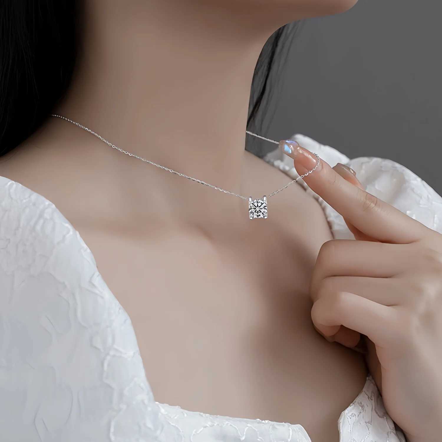 Moissanite womens pendant necklace 1-2CT 925 sterling silver D-color necklace certified W250318