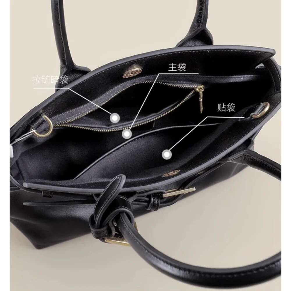 New Leisure 2025 Handbag High-End Glossy Oil Wax Cowhide Leather Women Tote Kakhi Office Ladies Commuter Cowskin Shoulder Bag