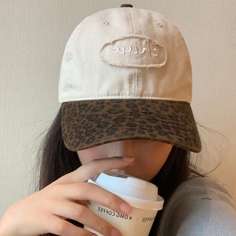 American style spicy girl leopard print baseball cap for women in summer, versatile sun protection, color blocking, big head circumference, face enhan